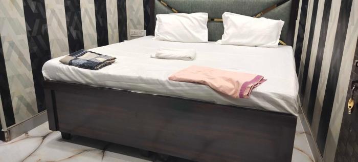 hotel o golden palace homestay