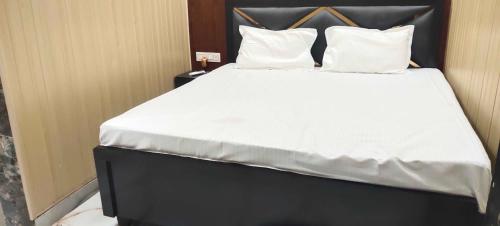 hotel o golden palace homestay