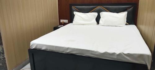 hotel o golden palace homestay