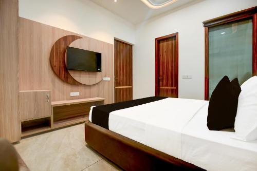 Hotel O Ss Grand Suites,,3 star