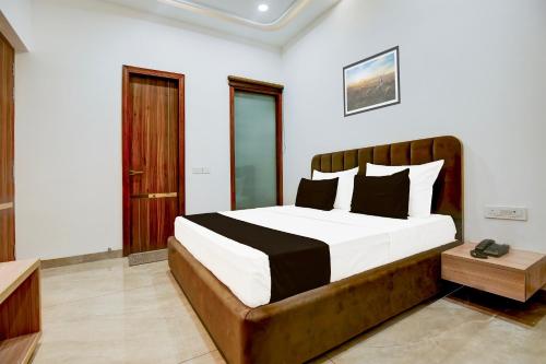 Hotel O Ss Grand Suites,,3 star
