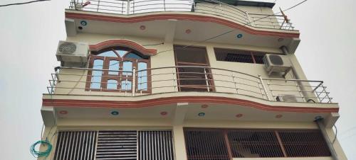 O Home Bhrat Vishram Grih Near Airport Ayodhya,,2 star