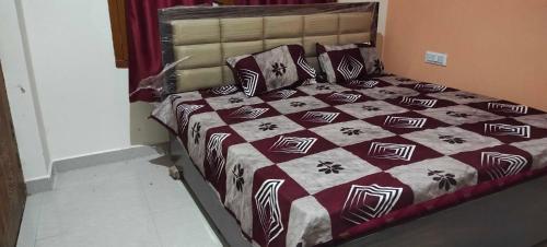O Home Bhrat Vishram Grih Near Airport Ayodhya,,2 star