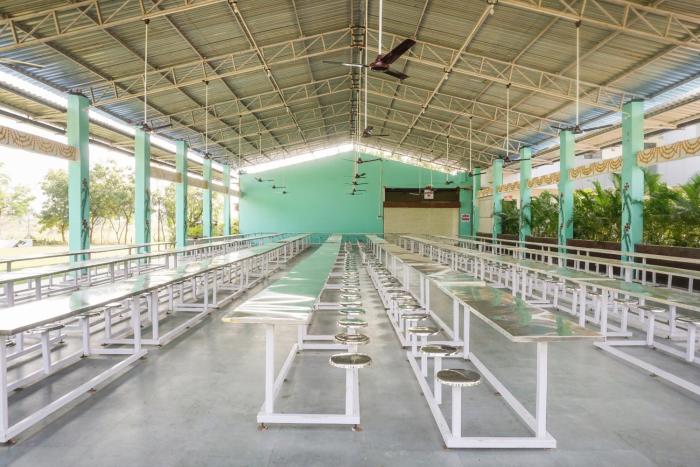 hotel o shree sai srushti regency