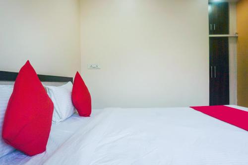 hotel o shree sai srushti regency