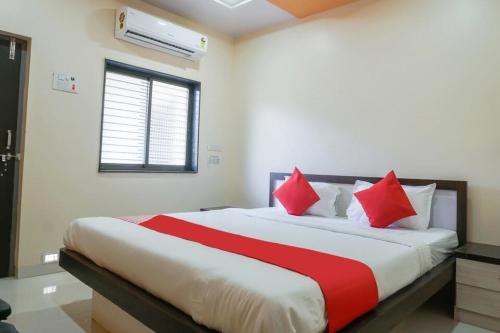 hotel o shree sai srushti regency