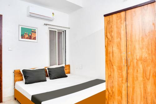 Hotel O Golden Pearl,,3 star