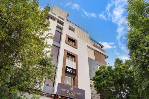 Hotel O Golden Pearl,,3 star