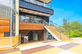 super hotel o the blue moon