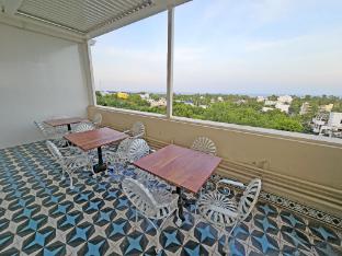 blissful stay pondicherry lux suites 5min beach