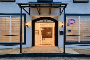 hotel dilley grand