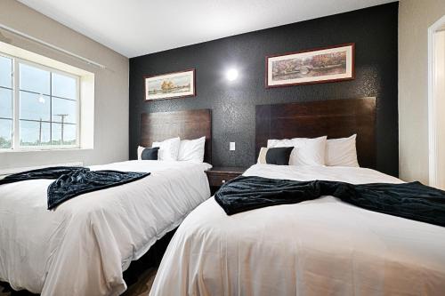 hotel dilley grand