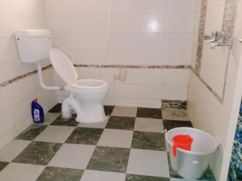 square and dormitory stays