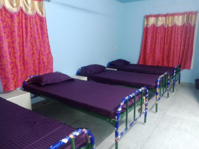 square and dormitory stays