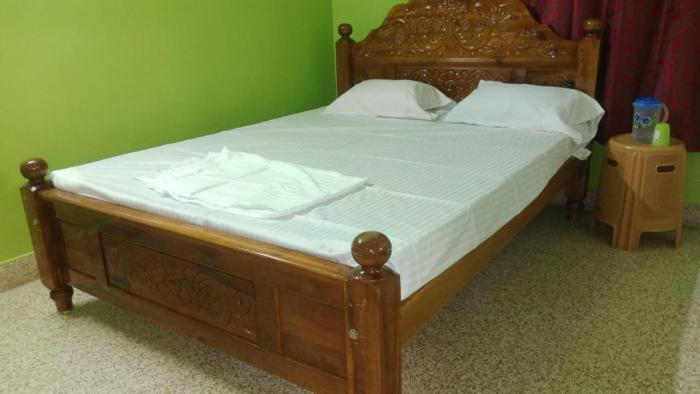 square and dormitory stays