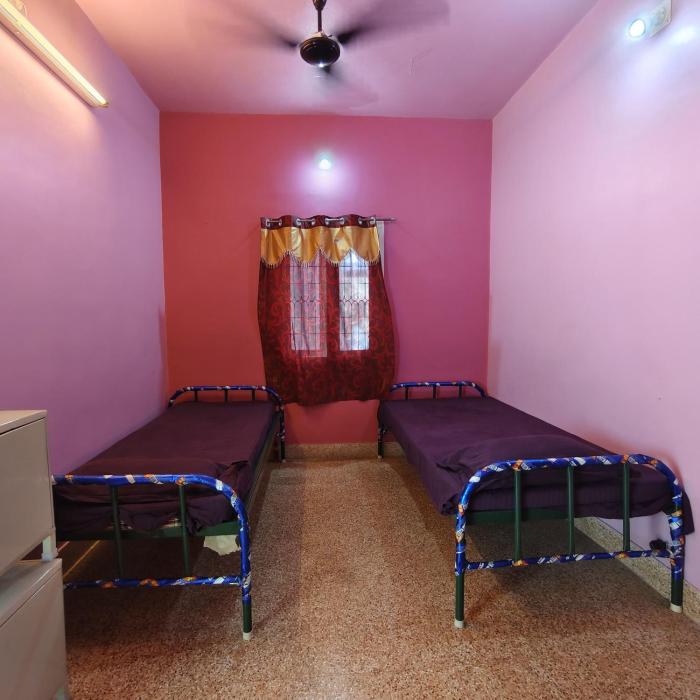 square and dormitory stays