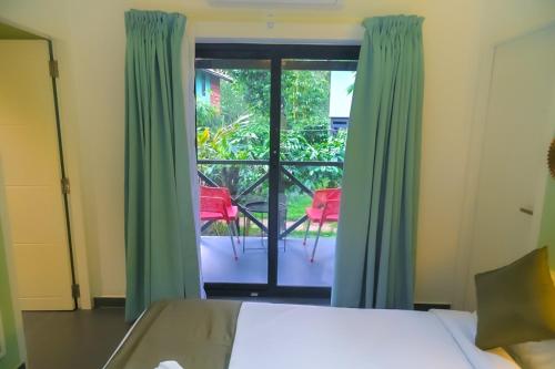 Bay View Suites Vythiri,,3 star