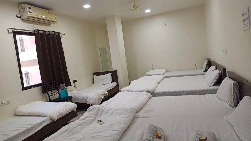 hotel shree aaradhy