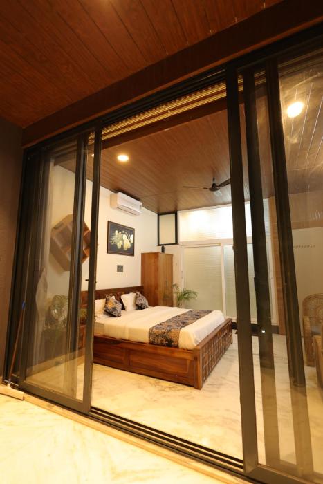 amritam palace a luxury ac home stay