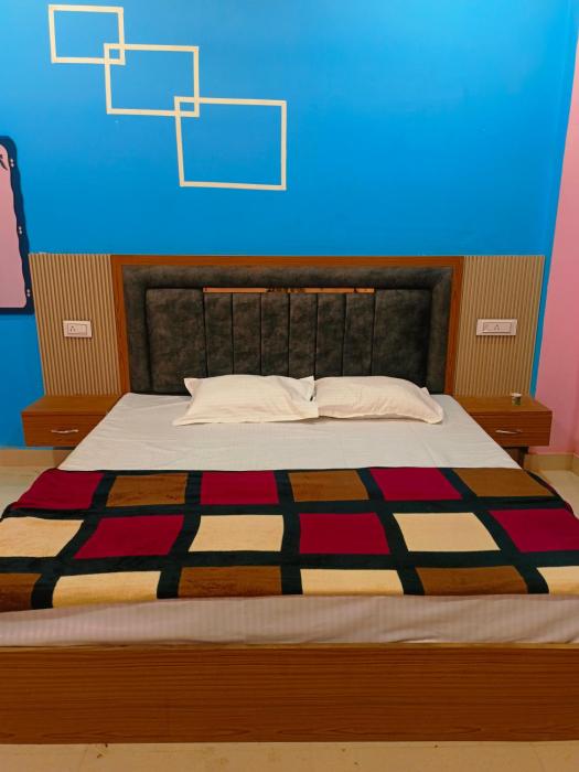 grihalaxmi paying guest house