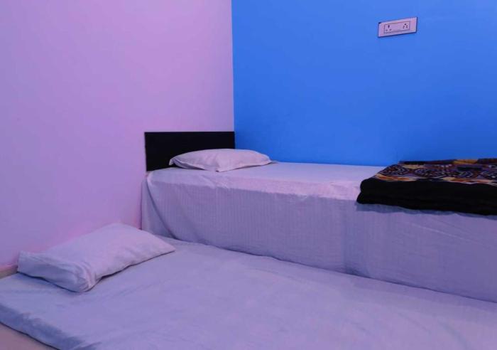 grihalaxmi paying guest house