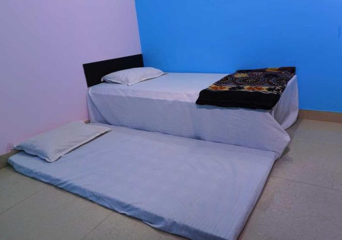 grihalaxmi paying guest house