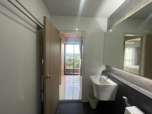 bangkok mystay hotel rangsit