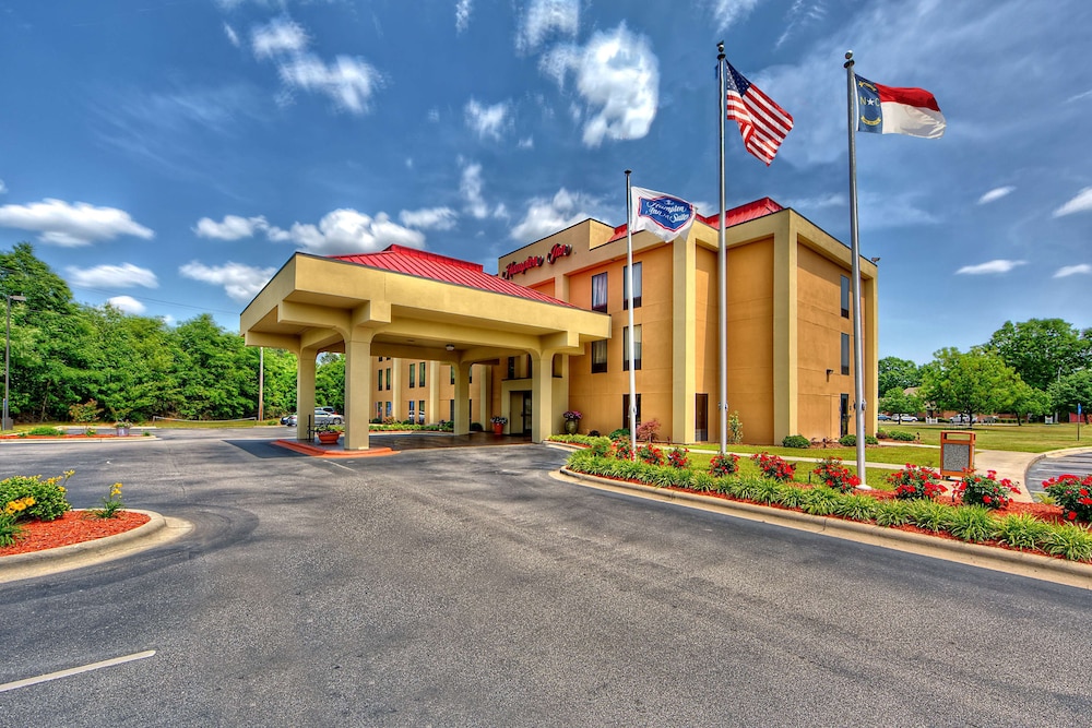 hampton inn laurinburg
