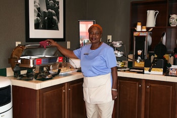 hampton inn laurinburg