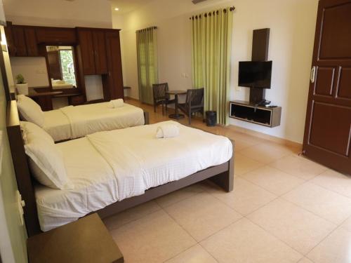 The Brook Serene,,3 star