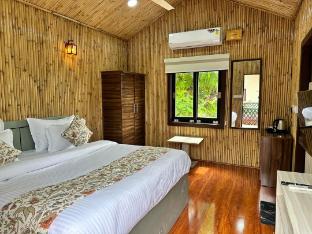 hotel arcadia plutus