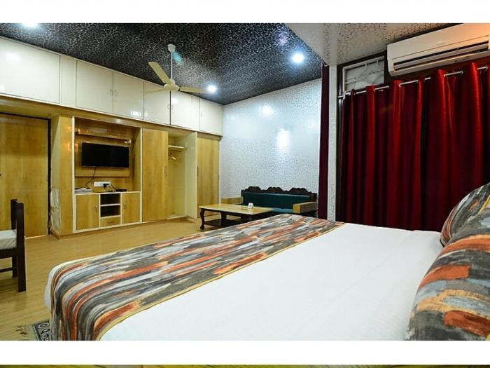 hotel arcadia plutus