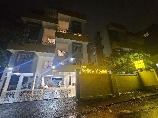 hotel yellow house