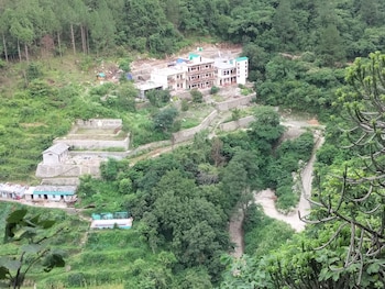 maulyar forest resort