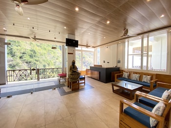 maulyar forest resort