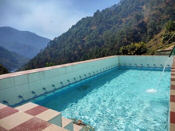 maulyar forest resort
