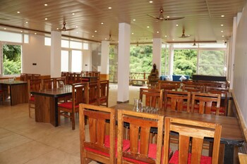 maulyar forest resort