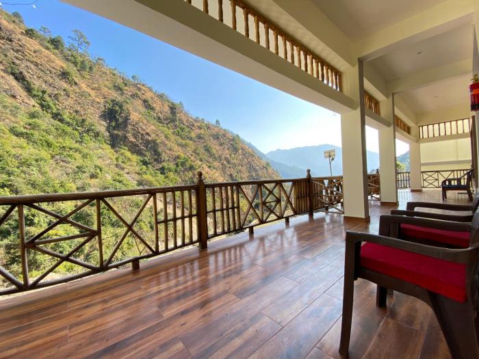 maulyar forest resort