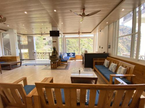 maulyar forest resort