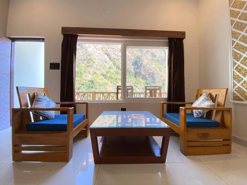 maulyar forest resort