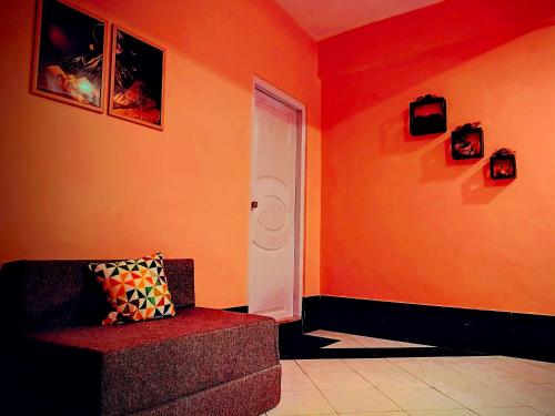 hidden monkey backpackers darjeeling