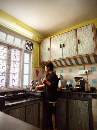 hidden monkey backpackers darjeeling