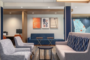 holiday inn express and suites buford
