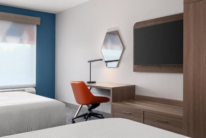 holiday inn express and suites buford