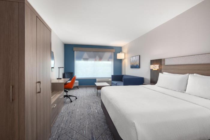 holiday inn express and suites buford