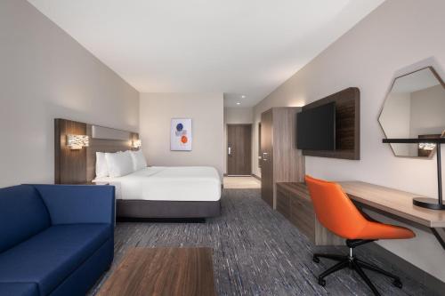 holiday inn express and suites buford