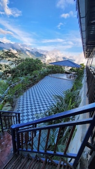 voyage royal retreat