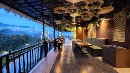 Voyage Royal Retreat,,3 star