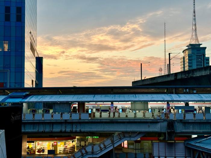 avalan phayathai airport link bts