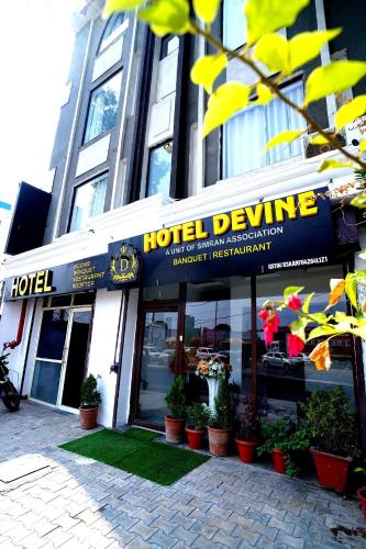 hotel devine